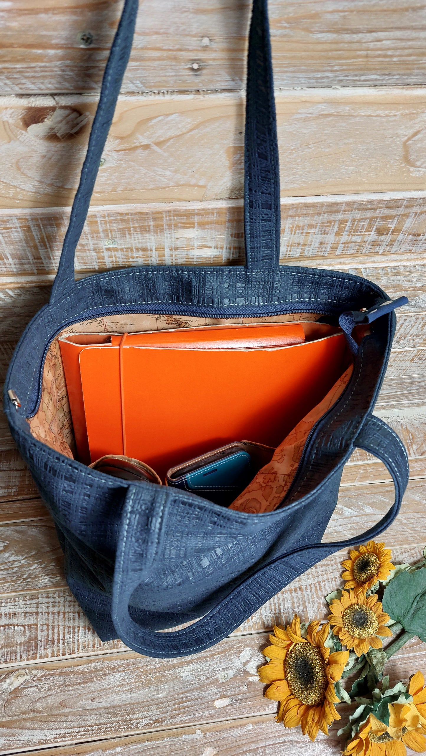 Bruna Shopper L tobacco striped