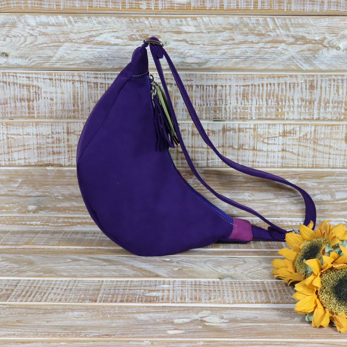 Luna viola rosa verde