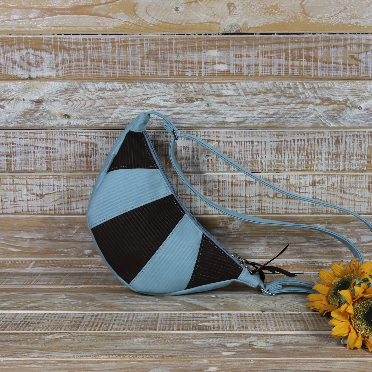 Giacinta shoulder bag - green blue