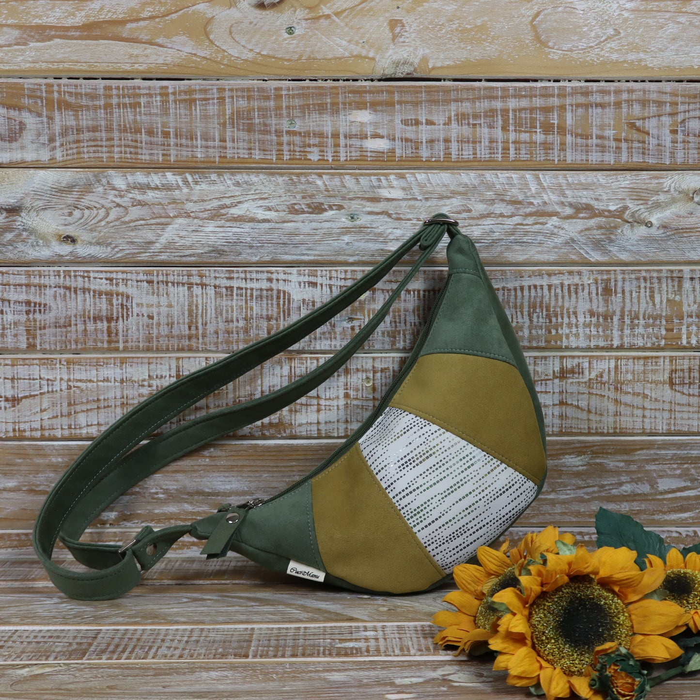 Giacinta shoulder bag - green blue
