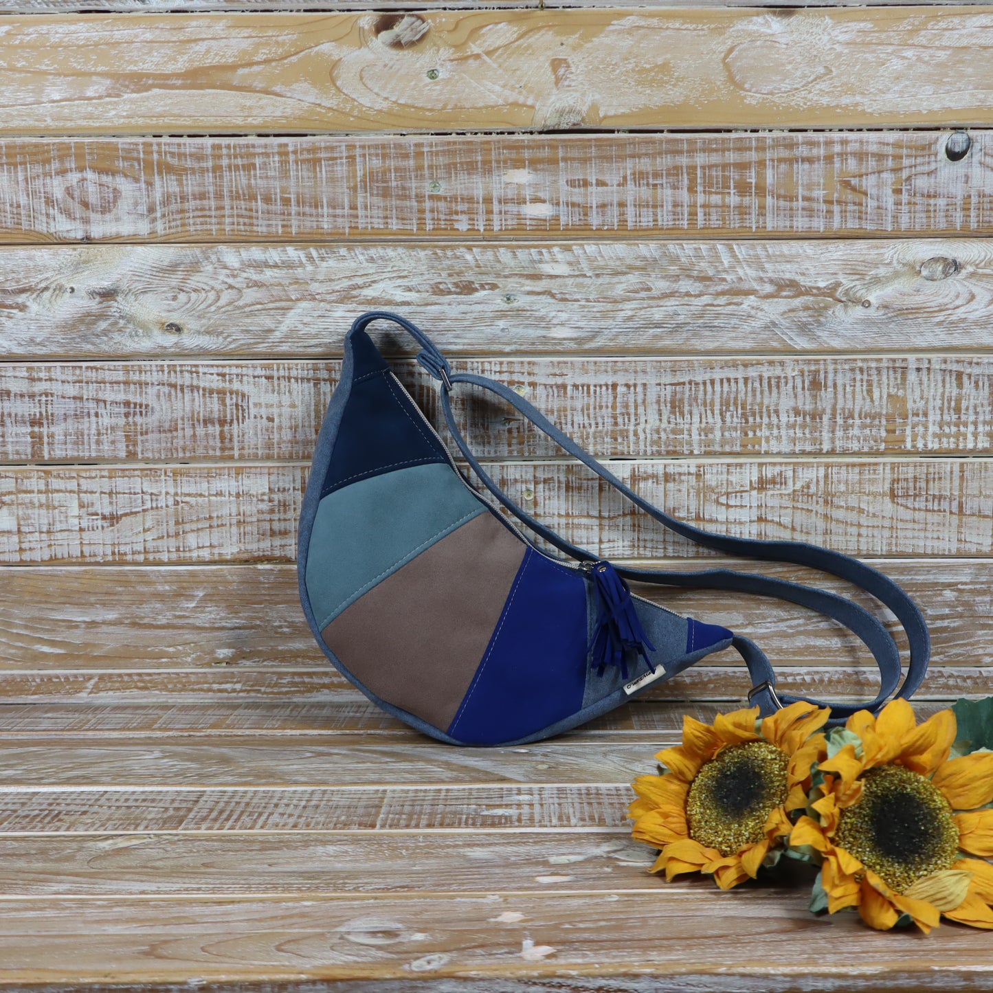 Giacinta shoulder bag - green blue