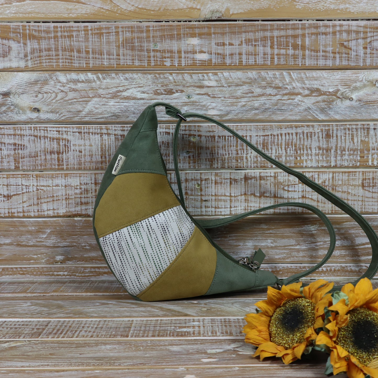 Giacinta shoulder bag - green blue