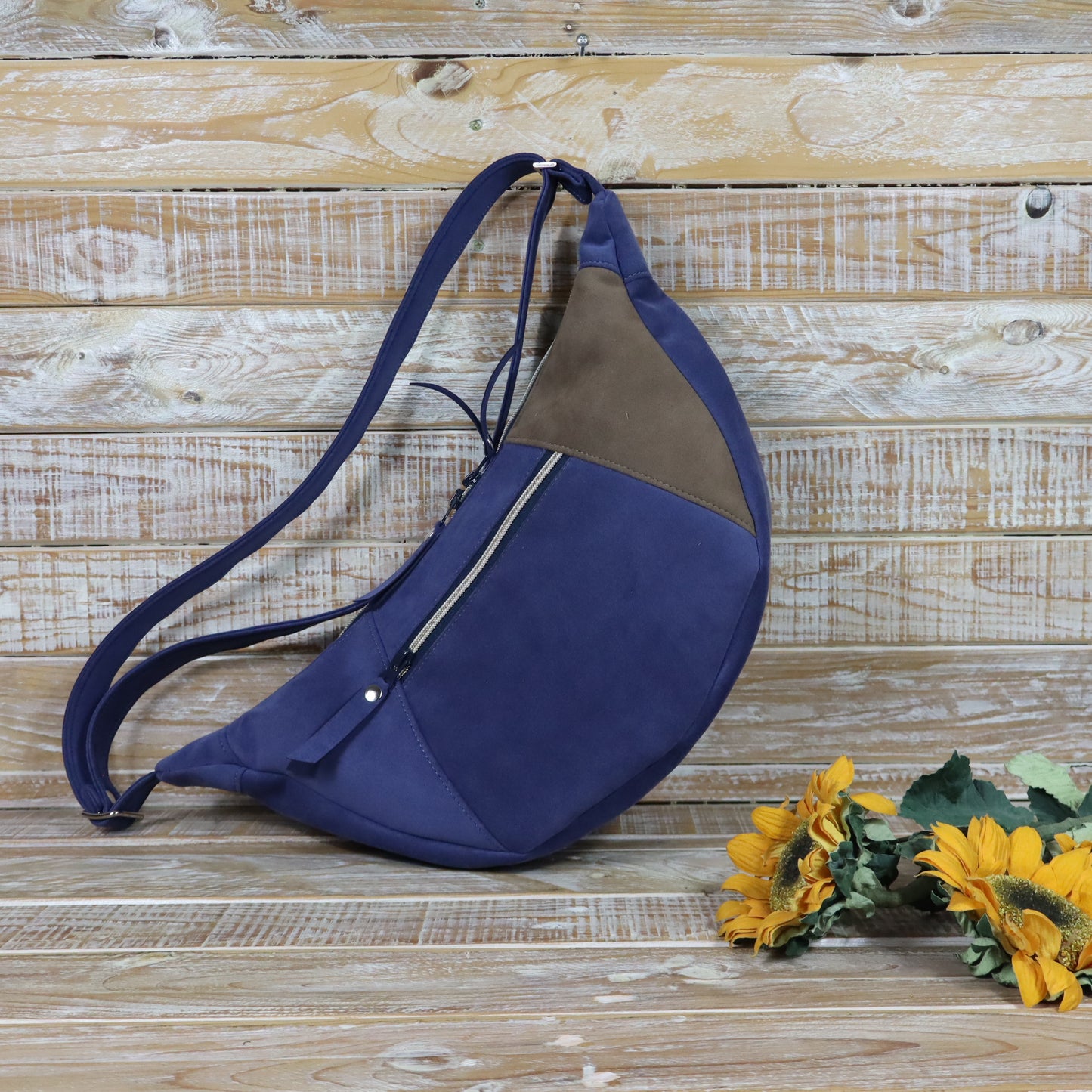 Hobo Bag blu denim e carta da zucchero