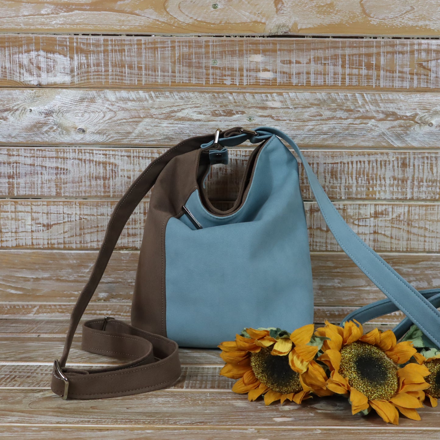 Anselmina junior celeste cappuccio