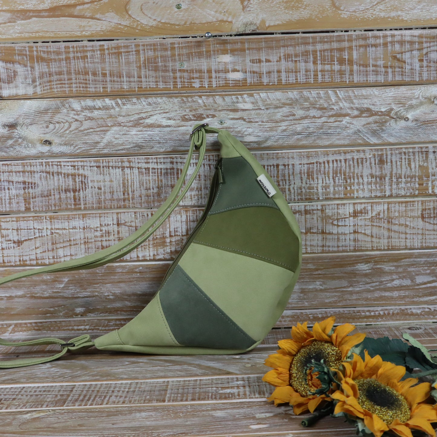 Giacinta shoulder bag - green blue