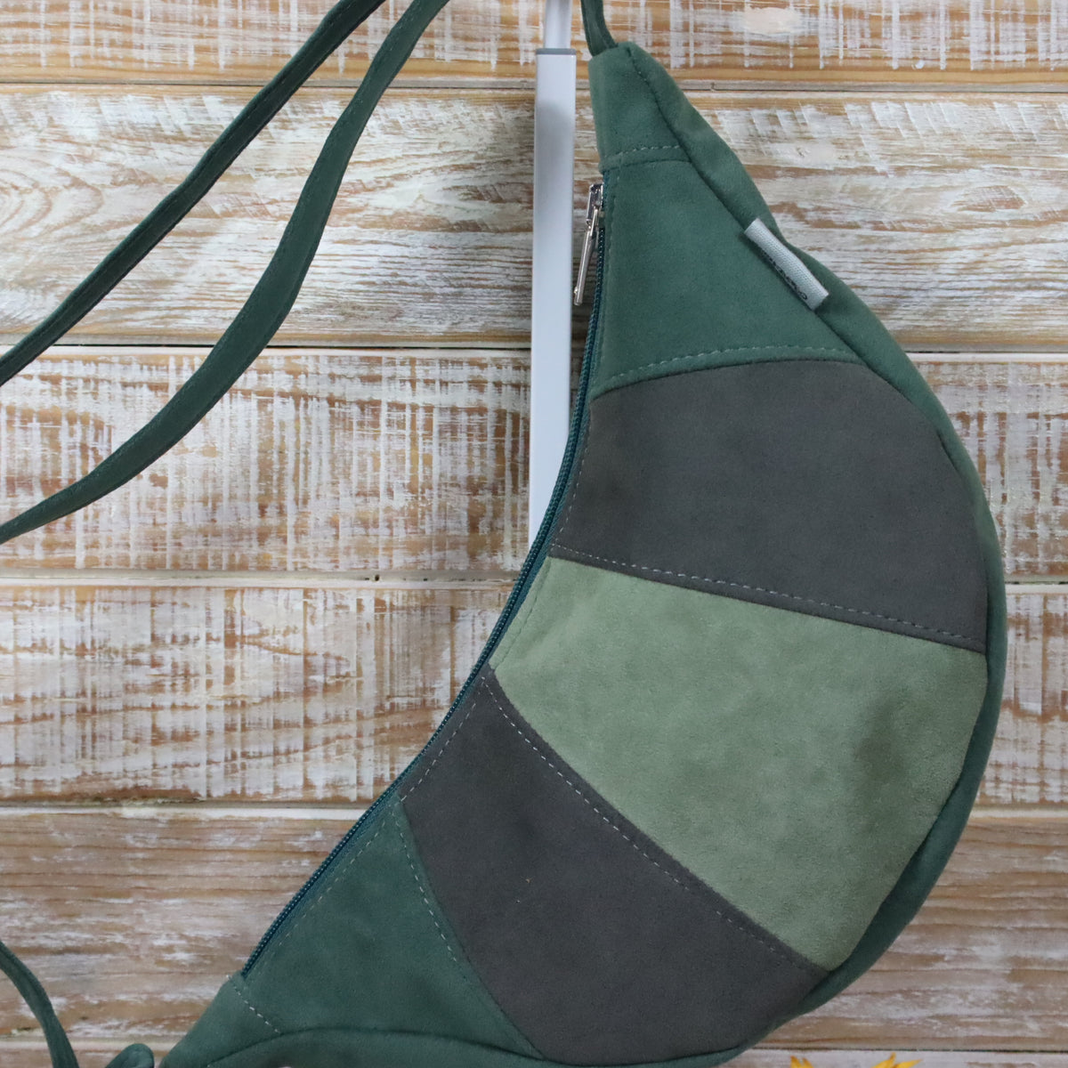Giacinta shoulder bag - green blue